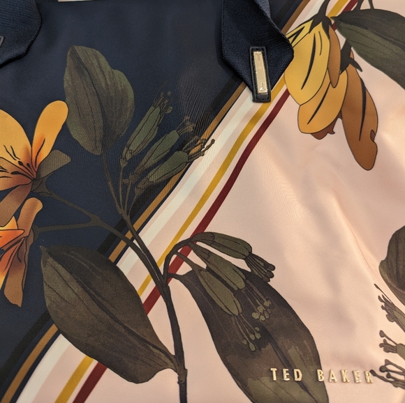 Ted Baker London Floral Nylon Bag - Picture 2 of 3